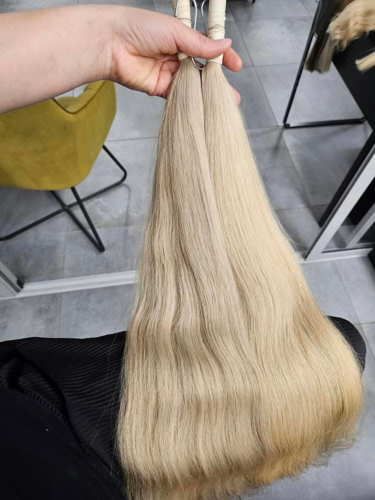 Golden blonde Slavic hair 24” 100g