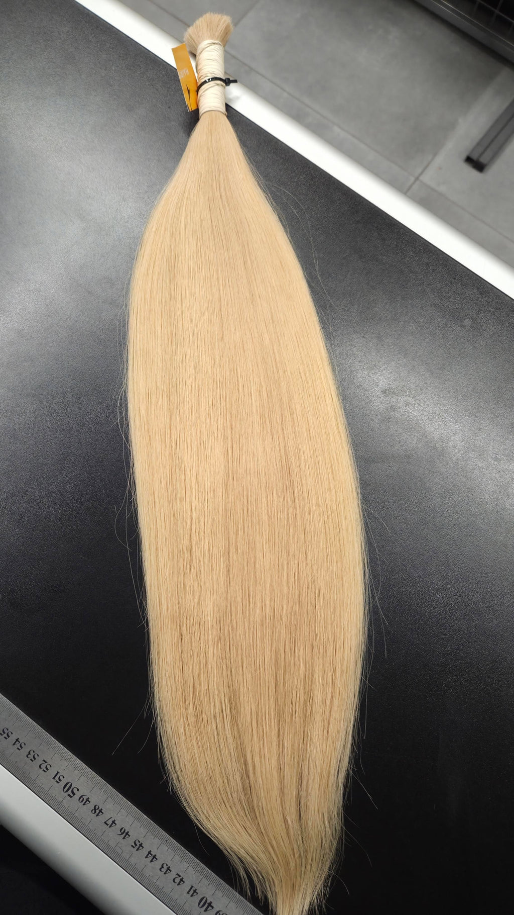 Slavic straight SKU451 24” 102g