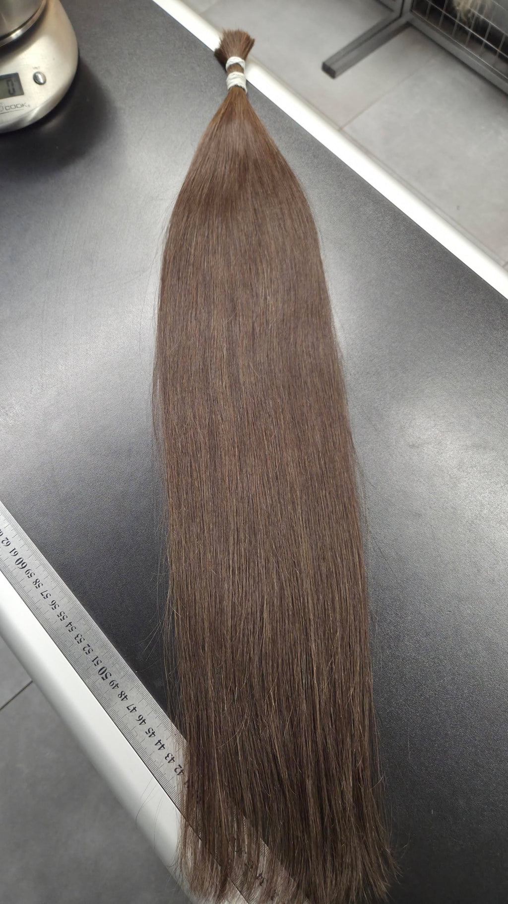 Slavic straight SKU464 28” 70g