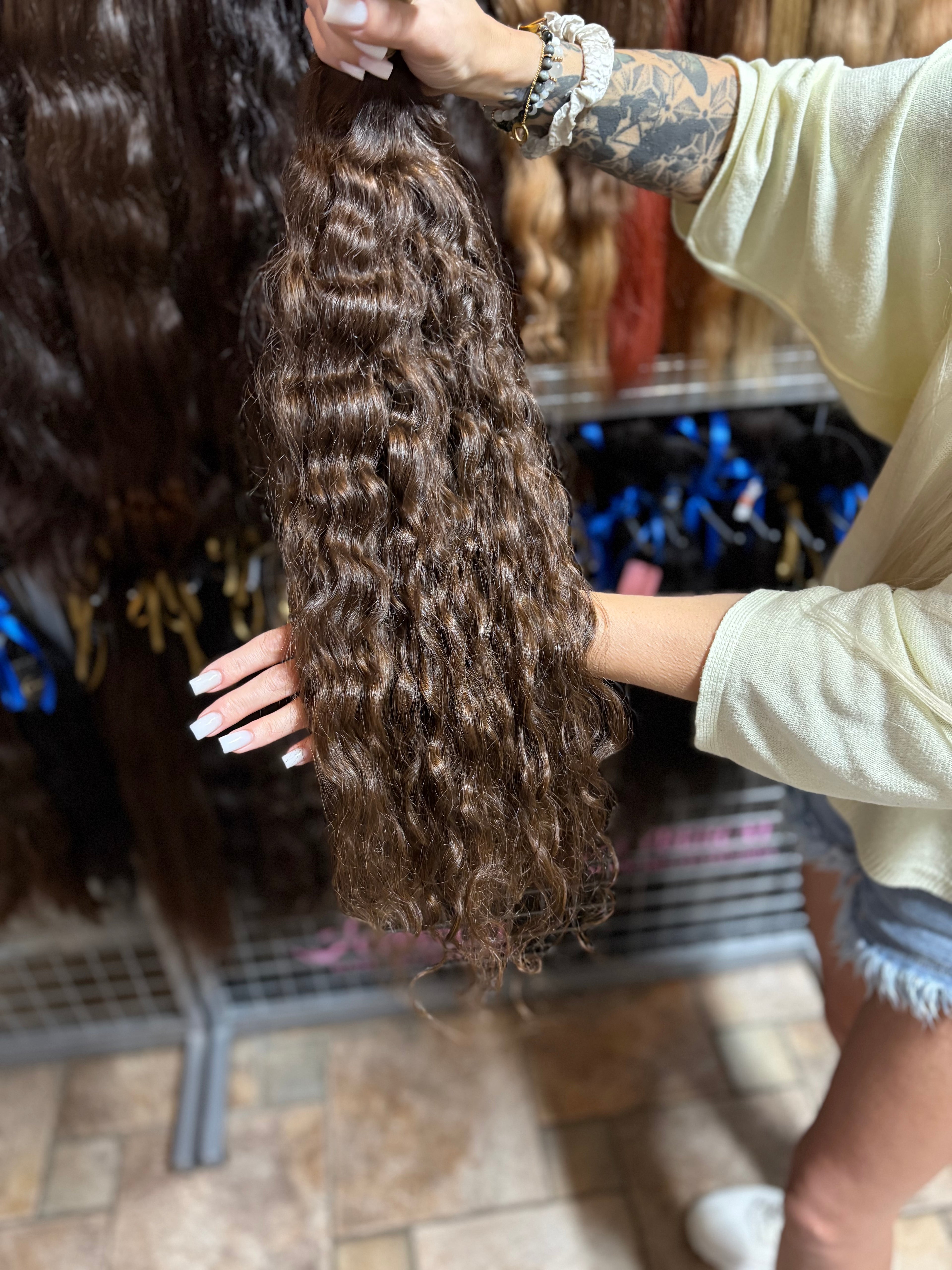 Slavic Virgin curly 28” 294g