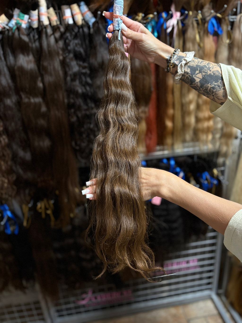 Slavic Virgin wavy 28” 116g