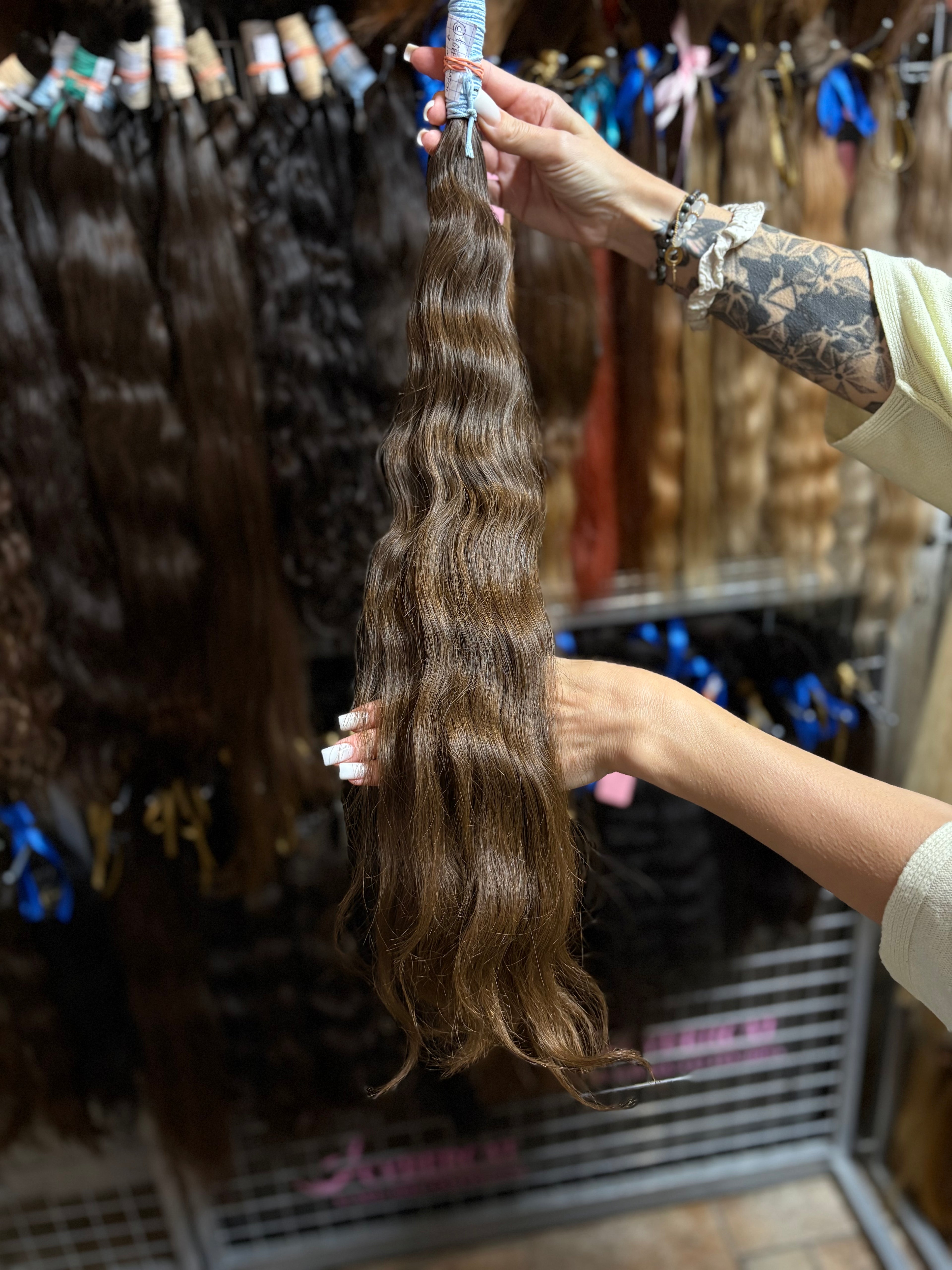 Slavic Virgin wavy 28” 116g
