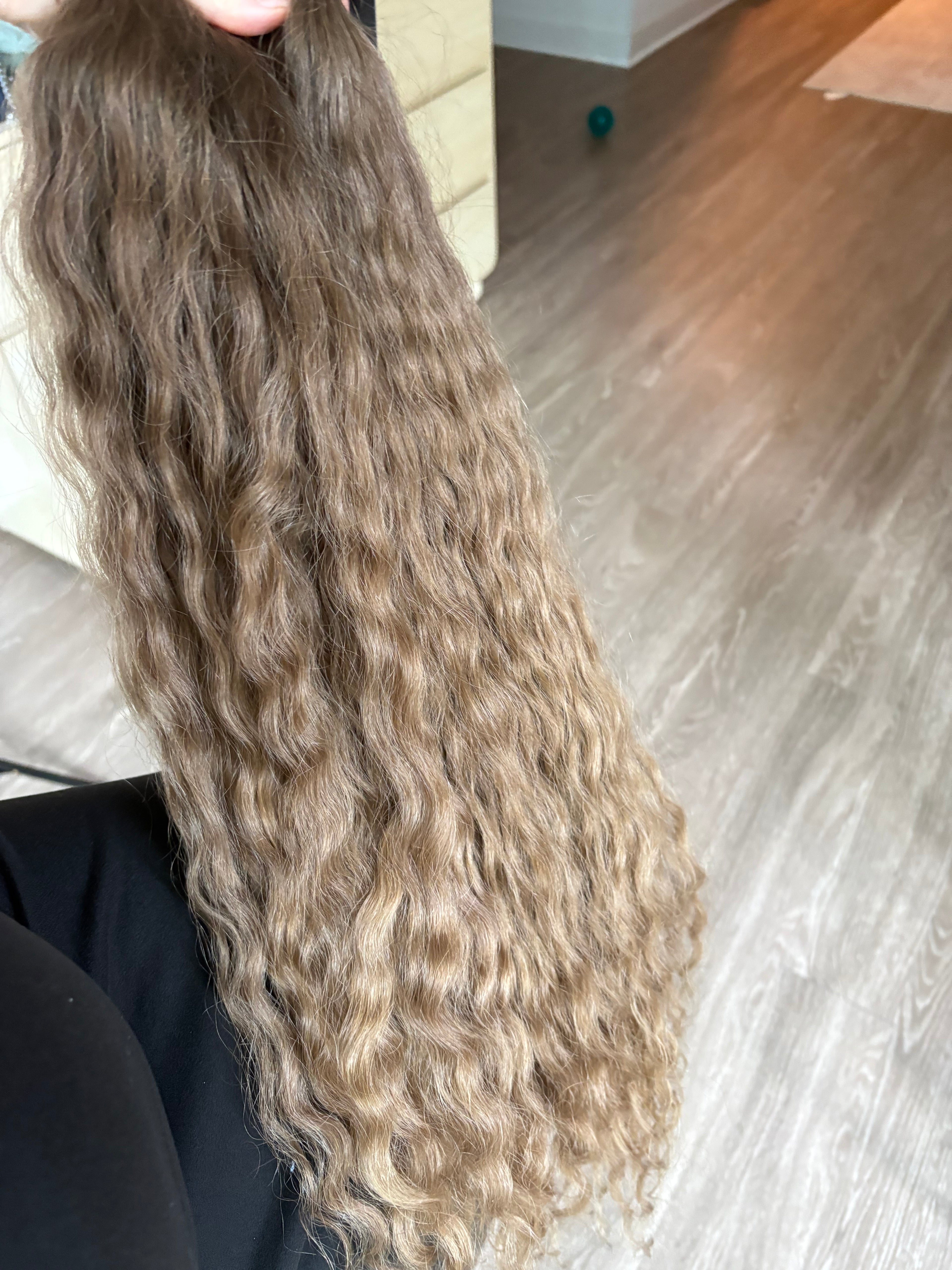 Slavic curl 30” 208g LO152