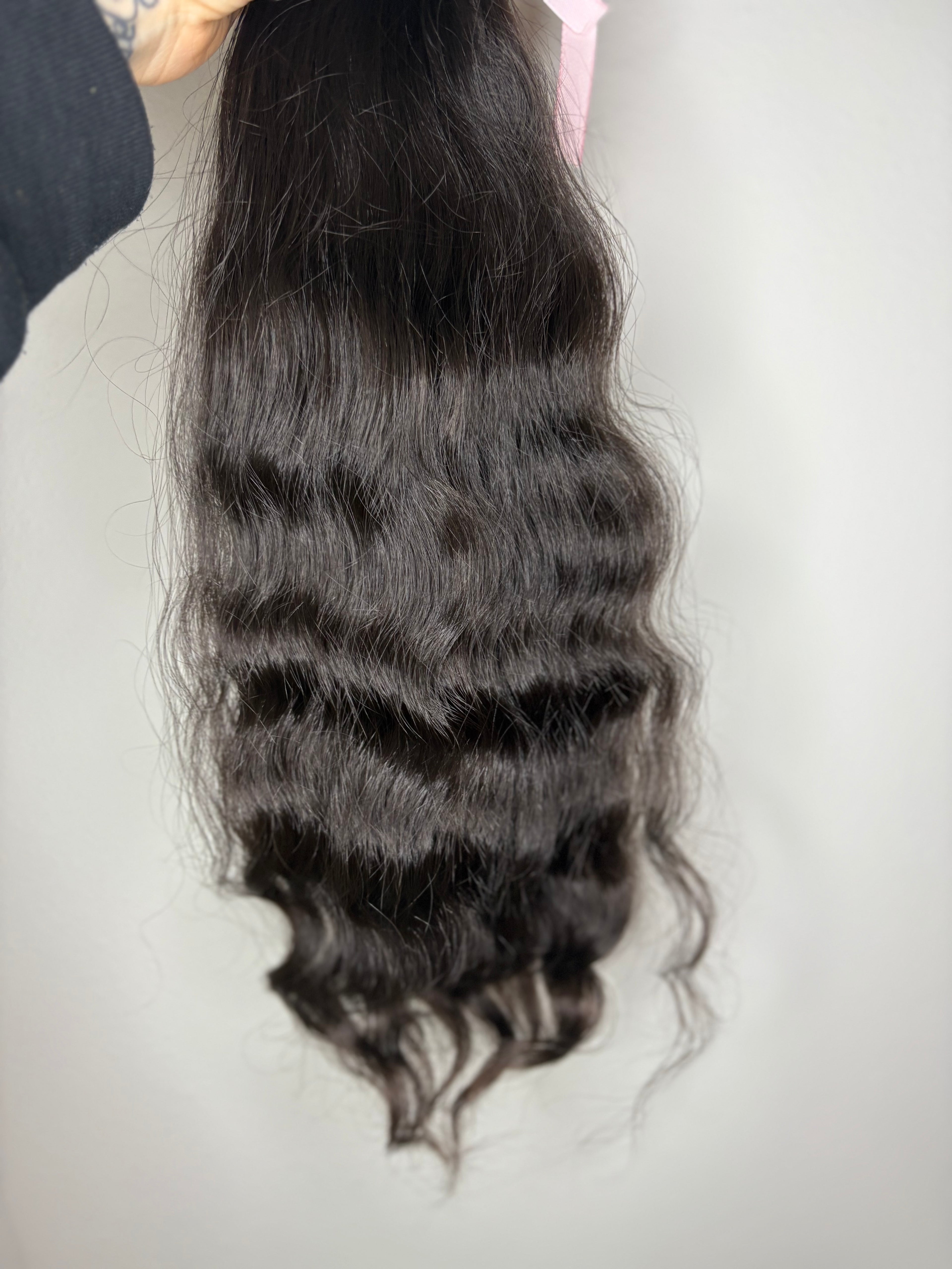 Slavic Virgin curl A0058 24” 102g
