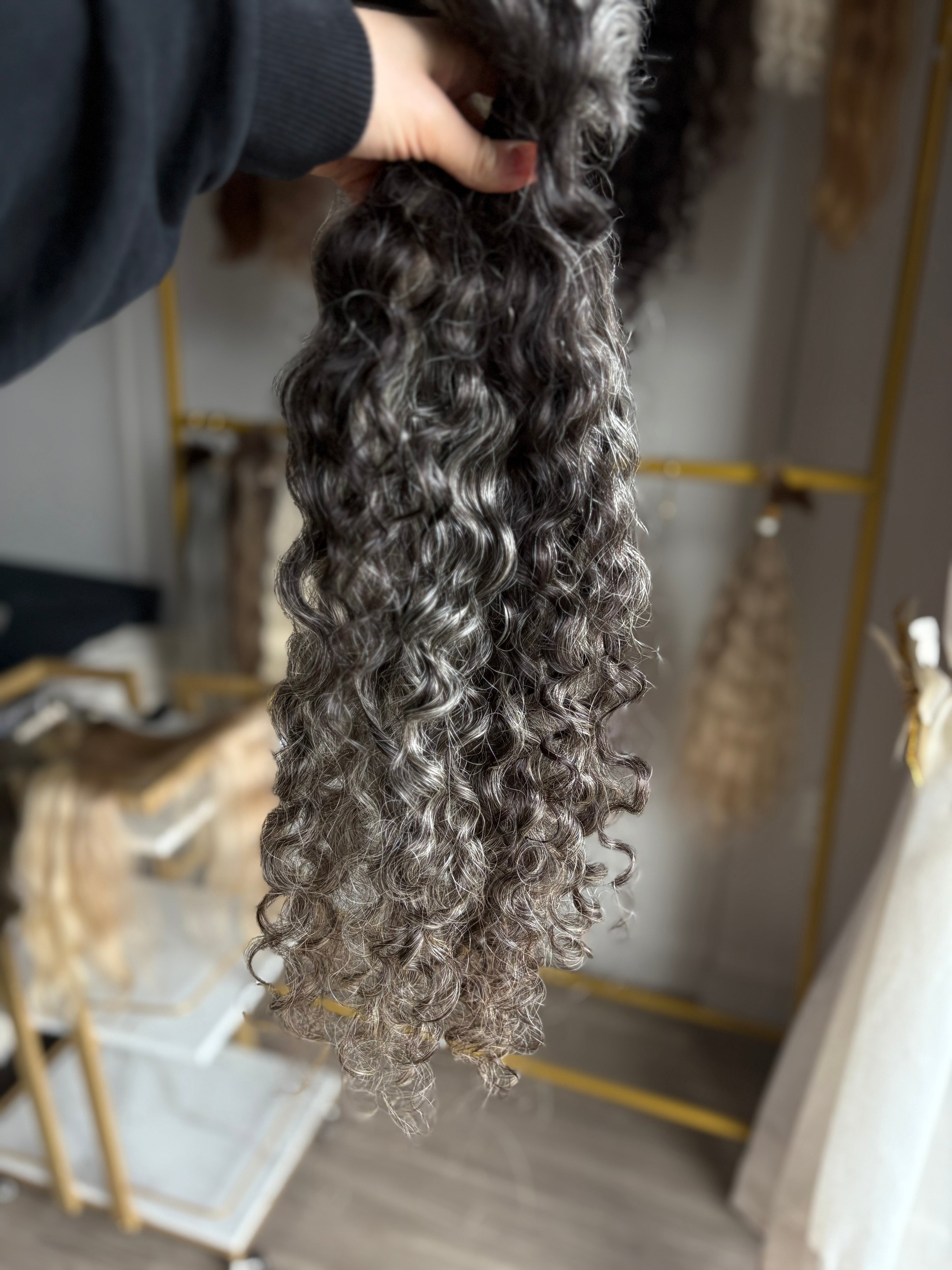 Slavic gray curl 20” 134g