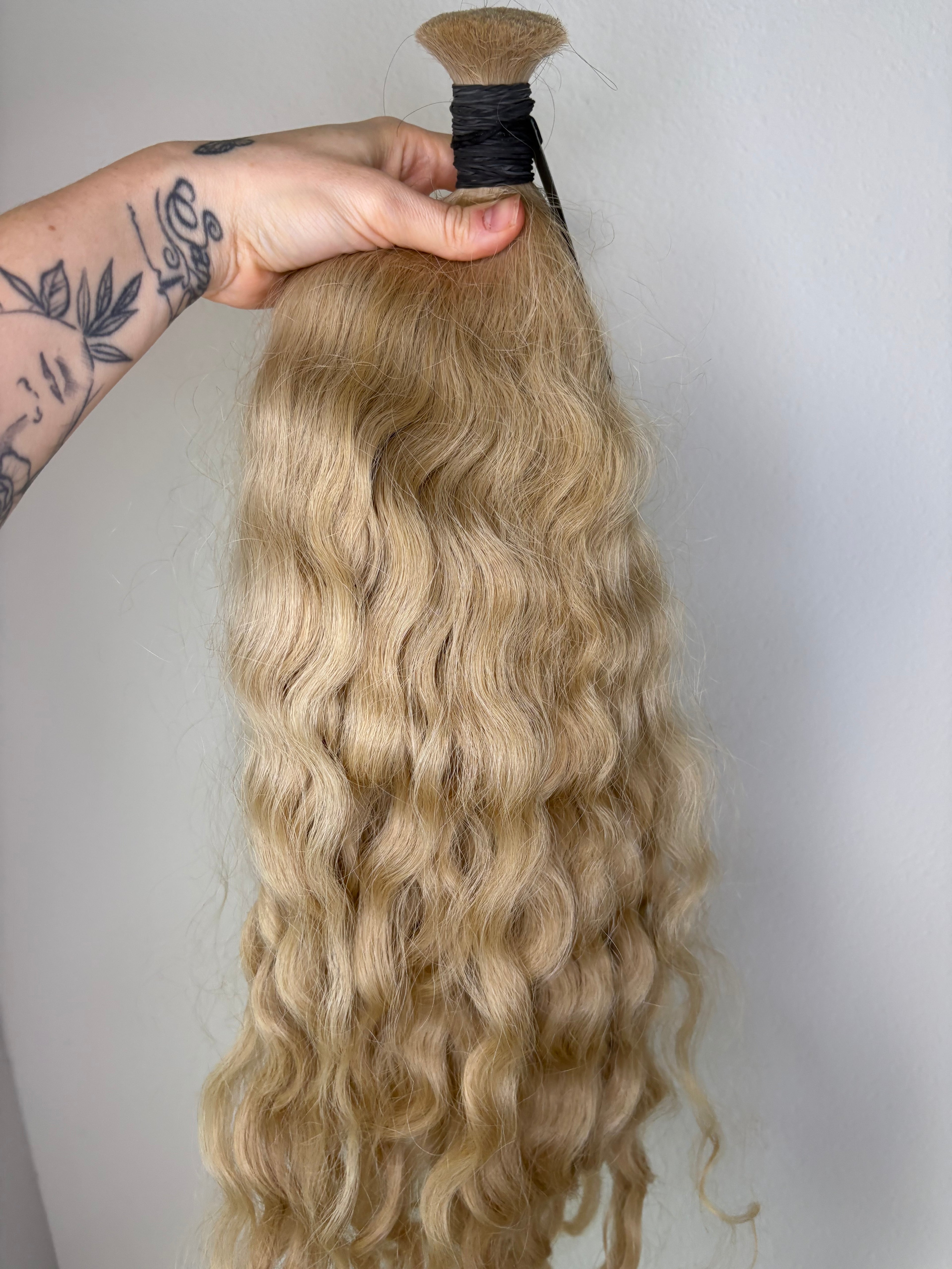 Slavic curl 24” 206g LO160