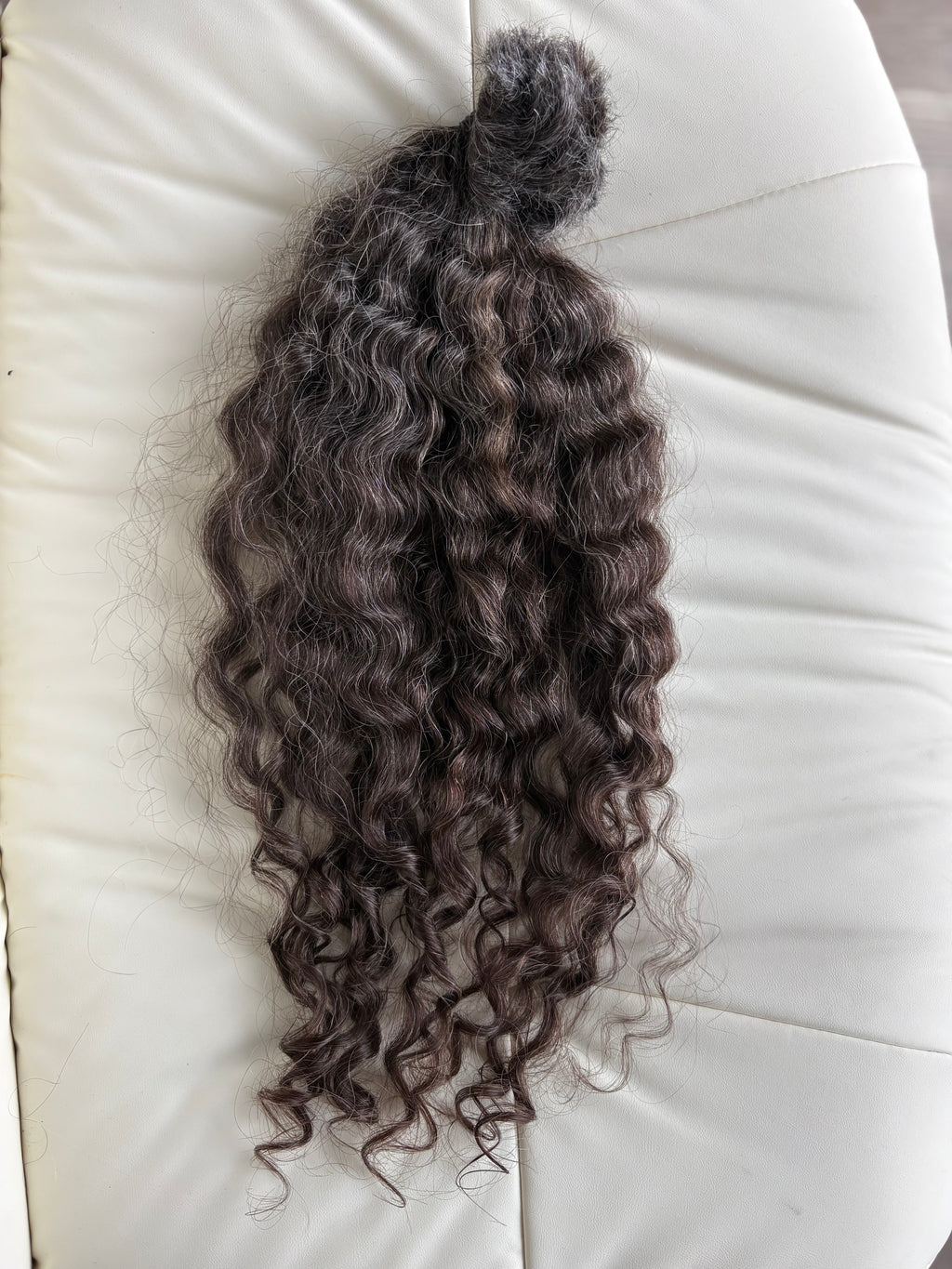 Slavic gray curl 23” 92g
