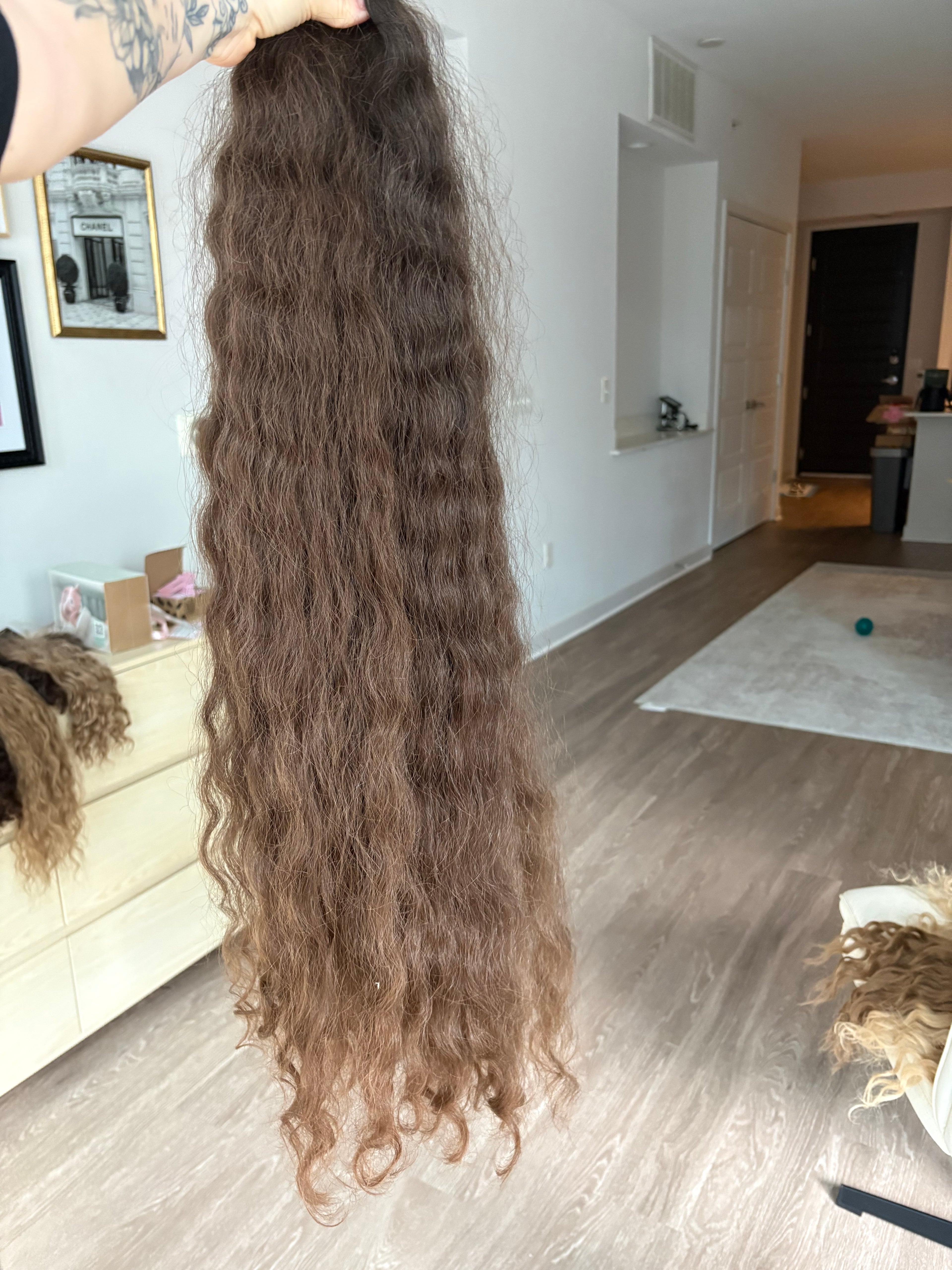 Slavic curl 34” 265g LO000